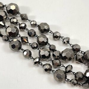 Stunning Unsigned Silver Metal Faceted Round Beaded Statement Chunky Necklace